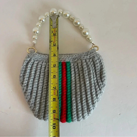 Handmade Croché Bag With Pearl Handle . - Picture 8 of 8